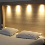 Kyriad 3* Nemours