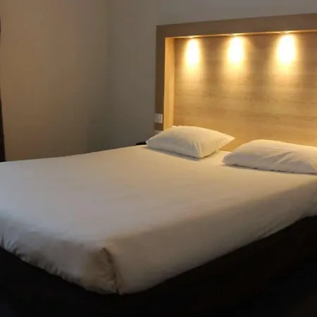 Kyriad 3* Nemours