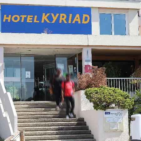 Hotel Kyriad Nemours