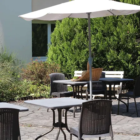 Kyriad 3* Nemours