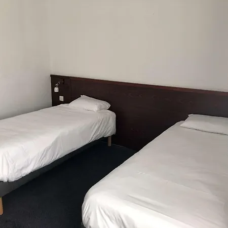 Kyriad Hotel 3*