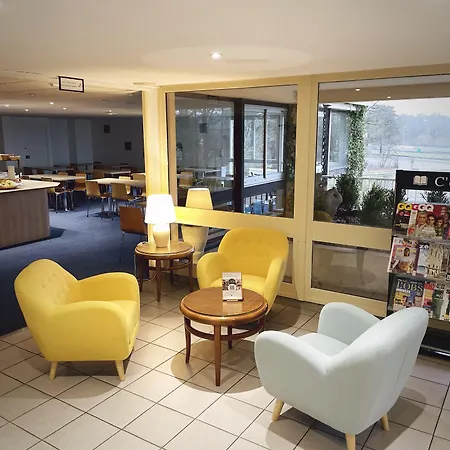 Kyriad Hotel 3*