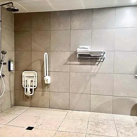Kyriad Hotel
