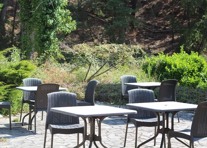 فندق Kyriad نمور